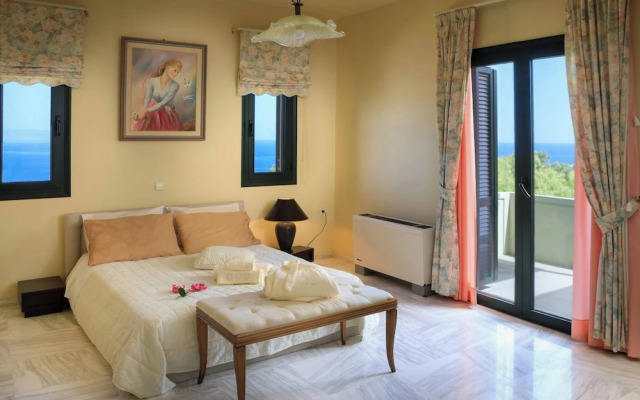 Koralia - Chania's Card Postal Villa Majestic View