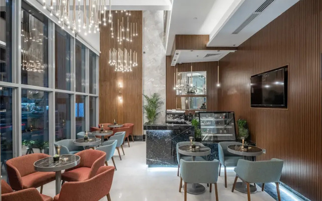 Three Pearls Musalli Makkah