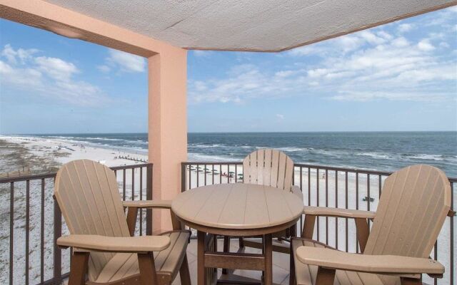 Broadmoor 402 by RedAwning