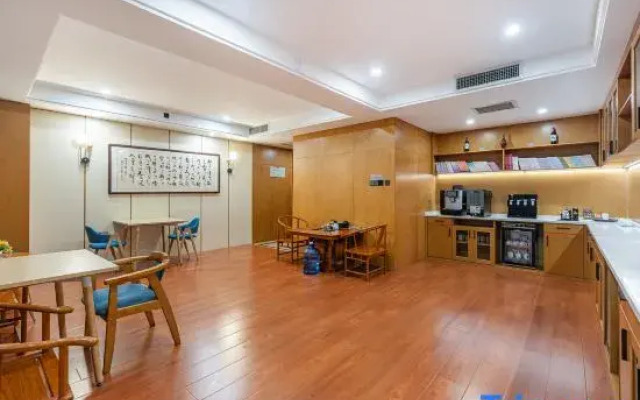 Tianjin Baodi Dianshitai Rezen Select Hotel