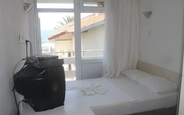 Tuzun Hotel