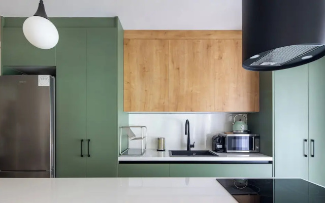 Mystique 2-Bedroom Apartment in Athens