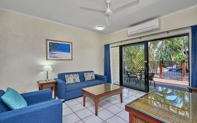 Trinity Beach Club Holiday Apartments