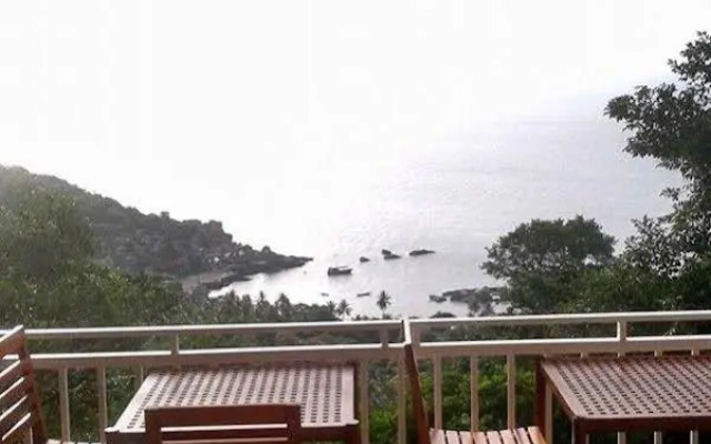 At Tanote