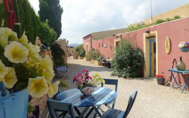 Self Catering Accommodation for the Larger Group