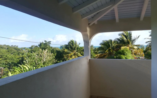 Haut de villa avec vue sur la mer