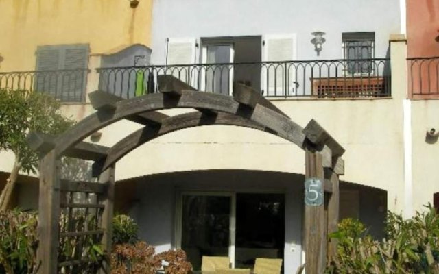 House With 2 Bedrooms In Cogolin, With Shared Pool, Terrace And Wifi