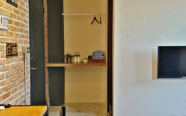Mutter Apartment