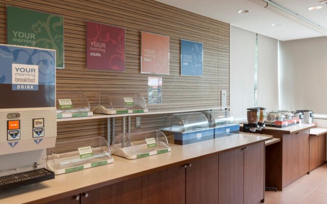 Comfort Hotel Narita