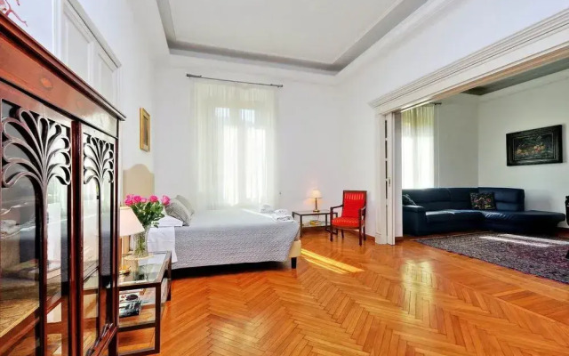 Treasurerome Spanish Steps Family 4BR