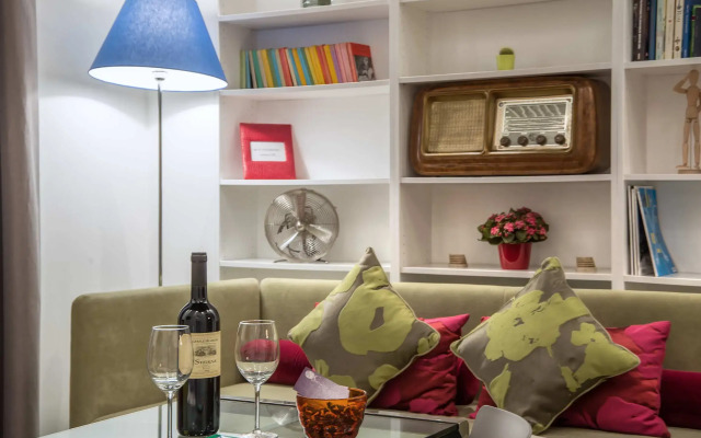 Hotel Navona Colors