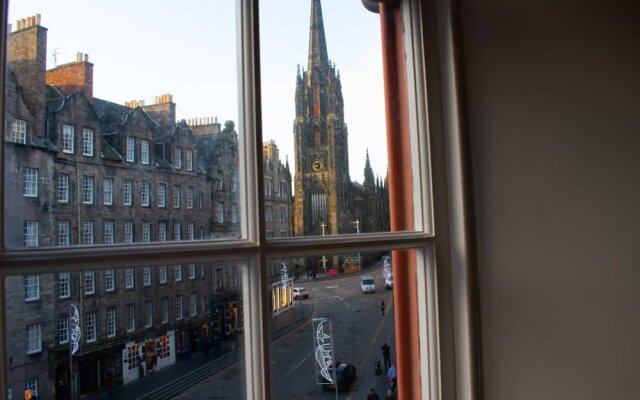 Authentic Homely 1 Bedroom Apartment on the Royal Mile