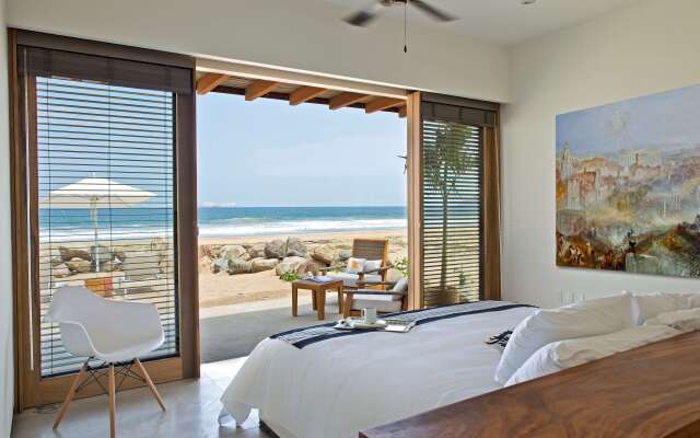 Marea Beachfront Villas