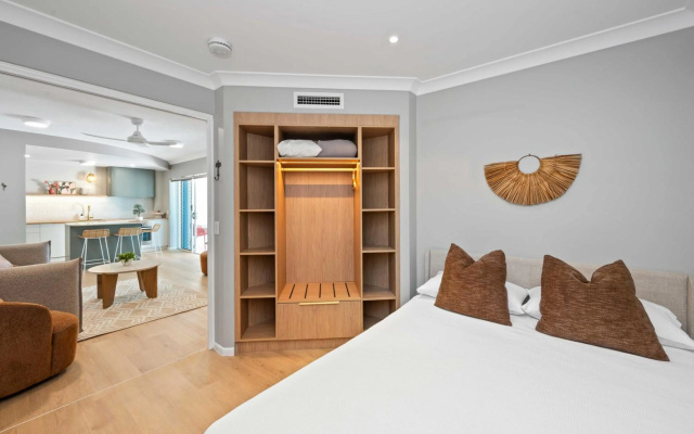 Koola Beach Apartments Bargara – Guest Rooms – Bargara