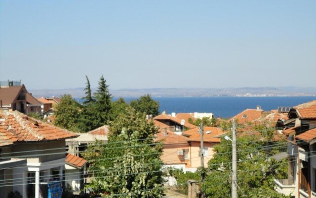 Lefterovi Guest House