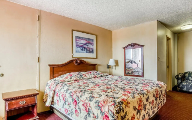 OYO Hotel Jackson North I-55