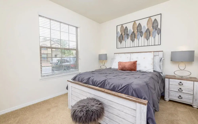 Amazing New TownHome with Pvt Pool and Access to Clubhouse Close to Disney by RedAwning