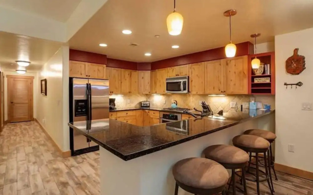 Aspen Lodge 4301