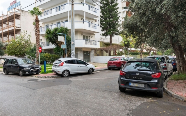 Homely Apartment in Piraeus With Balcony