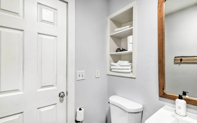 Anchorage Home, Minutes From Downtown!