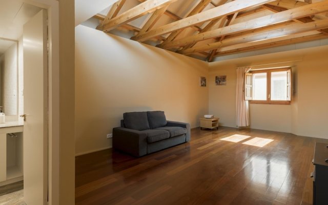 Elegant Holiday Home in Sant Boi de Llobregat With Terrace