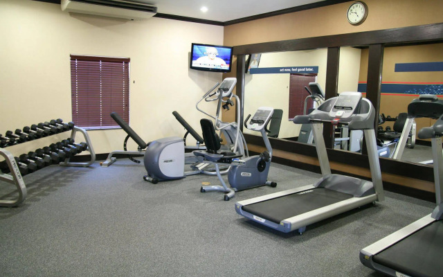 Hampton Inn & Suites Cleburne