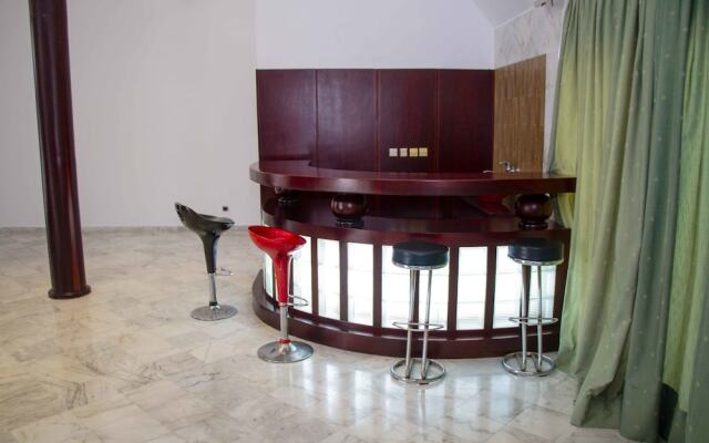 Residence White River 1