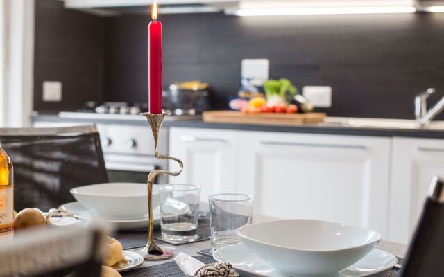 La Farina Suite Home