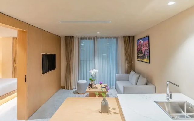The Five Suites Lilas