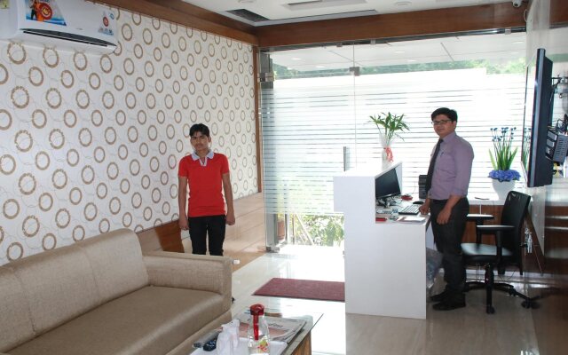 Ashu Hotel