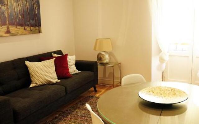 Sado Blue - City & River Flats by Be@home