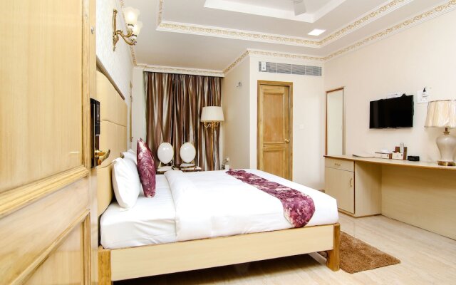 OYO 11956 Galaxy Grand