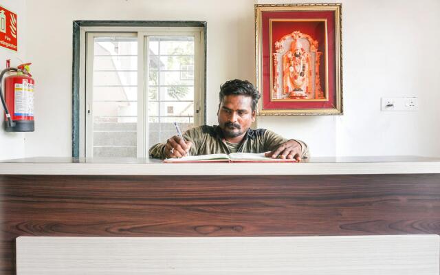 The Guest House by OYO Rooms