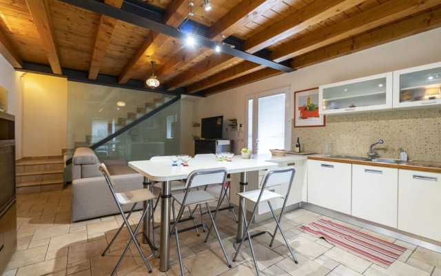 Joy House_wellness & SPA Apartment By Studio Vita