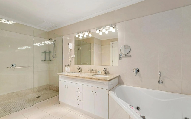 The Grand Hotel Launceston