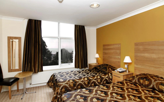 Russell Court Hotel