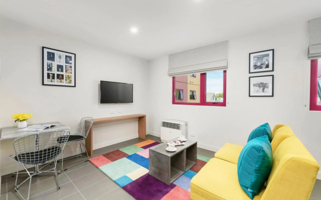 Plum Carlton Serviced Apartments