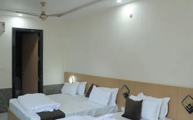 Hotel Laxmi Palace