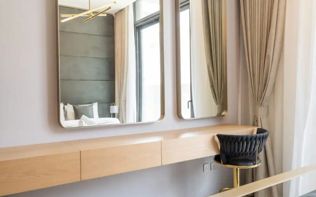 Spectacular Getaway in This Studio in The Autograph