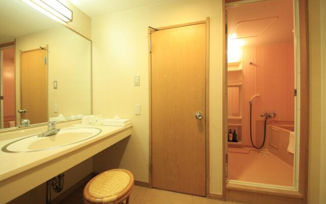 Ryotei Hanayura Ryokan