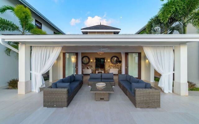 Tom Tom by Blue Sky Luxury