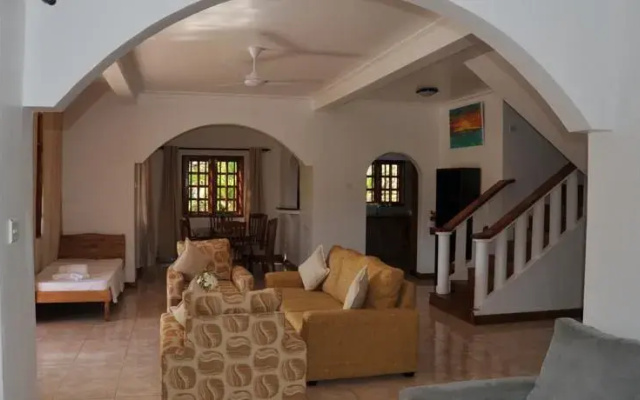 La Fontaine Holiday Apartment