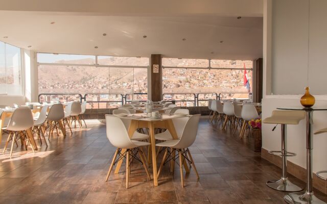 Wayqey Hotel