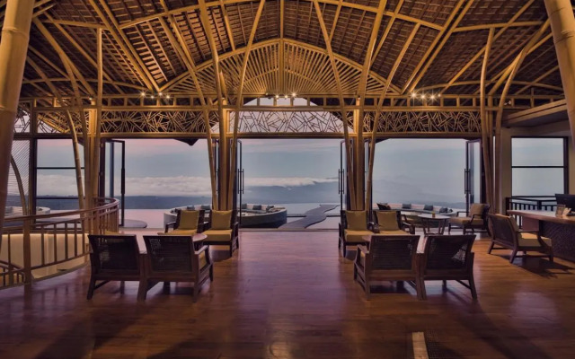 Отель Elevate Bali