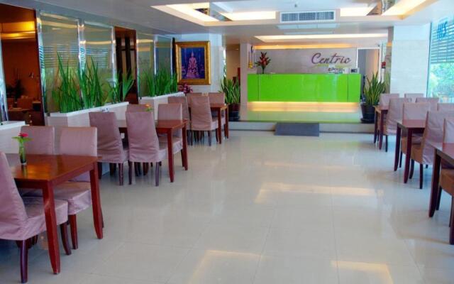 Centric Place Hotel