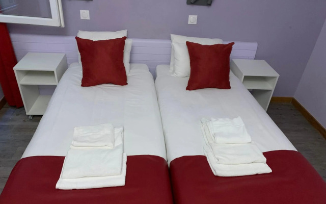 Hotel Apollo Opera