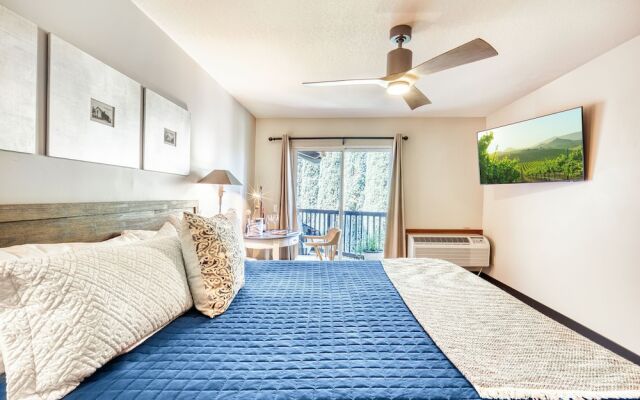 Europa Village Wineries and Resort