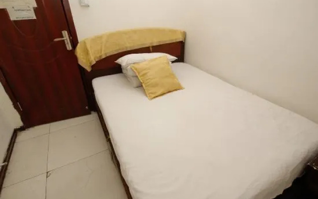 Baoji Yijia Hostel