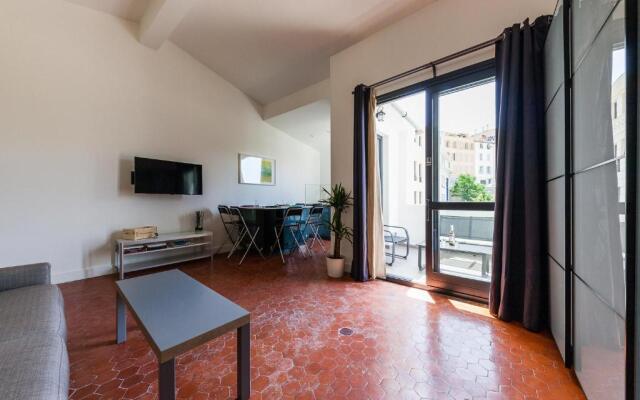 Chez Nous - 7 Appartements sur le Vieux Port