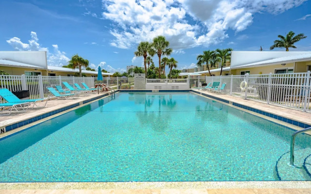 Jamaica Royale Beach View Tower by Beachside Management